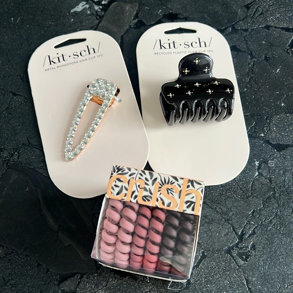 /kit sch/ hair accessories NWT